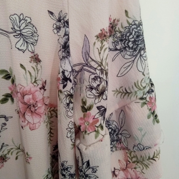 Urban Romantics Ruffled 3/4 Sleeve Blouse with PeekaBoo Opening at Front - Picture 11 of 14